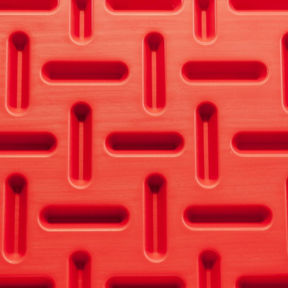 Plaque à porcs moyen modèle rouge 97 x 76 cm UKAL