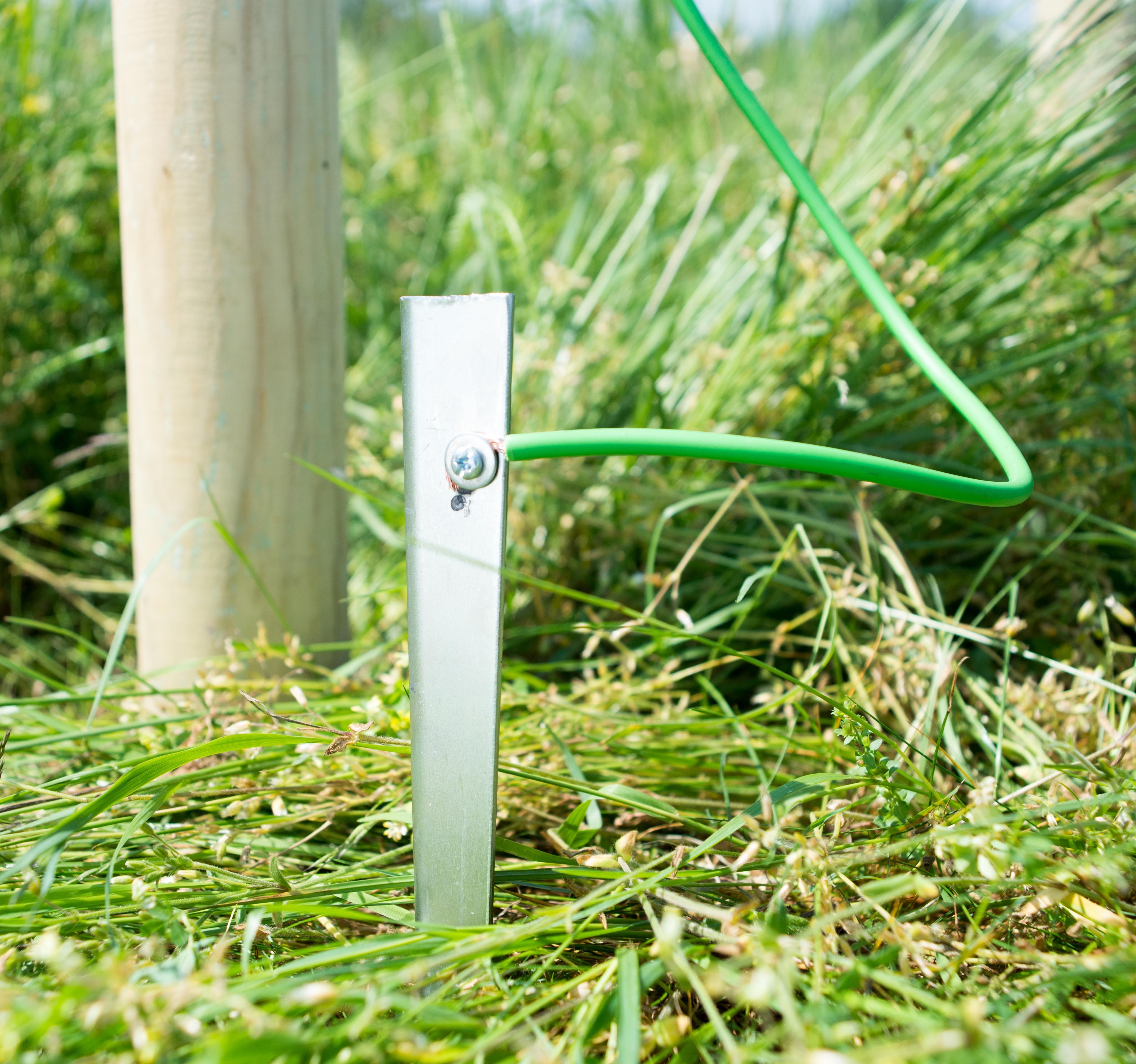 Piquet de terre 30 cm