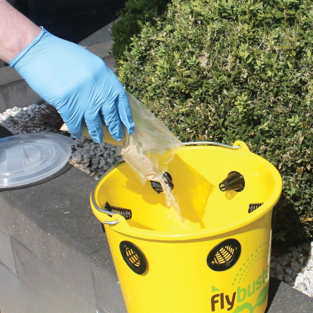 Seau piège à mouches Fly X 12 L + poudre attractive