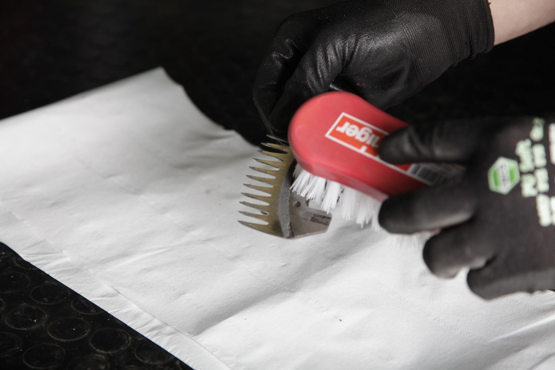 Affûtage de 4 jeux de peignes