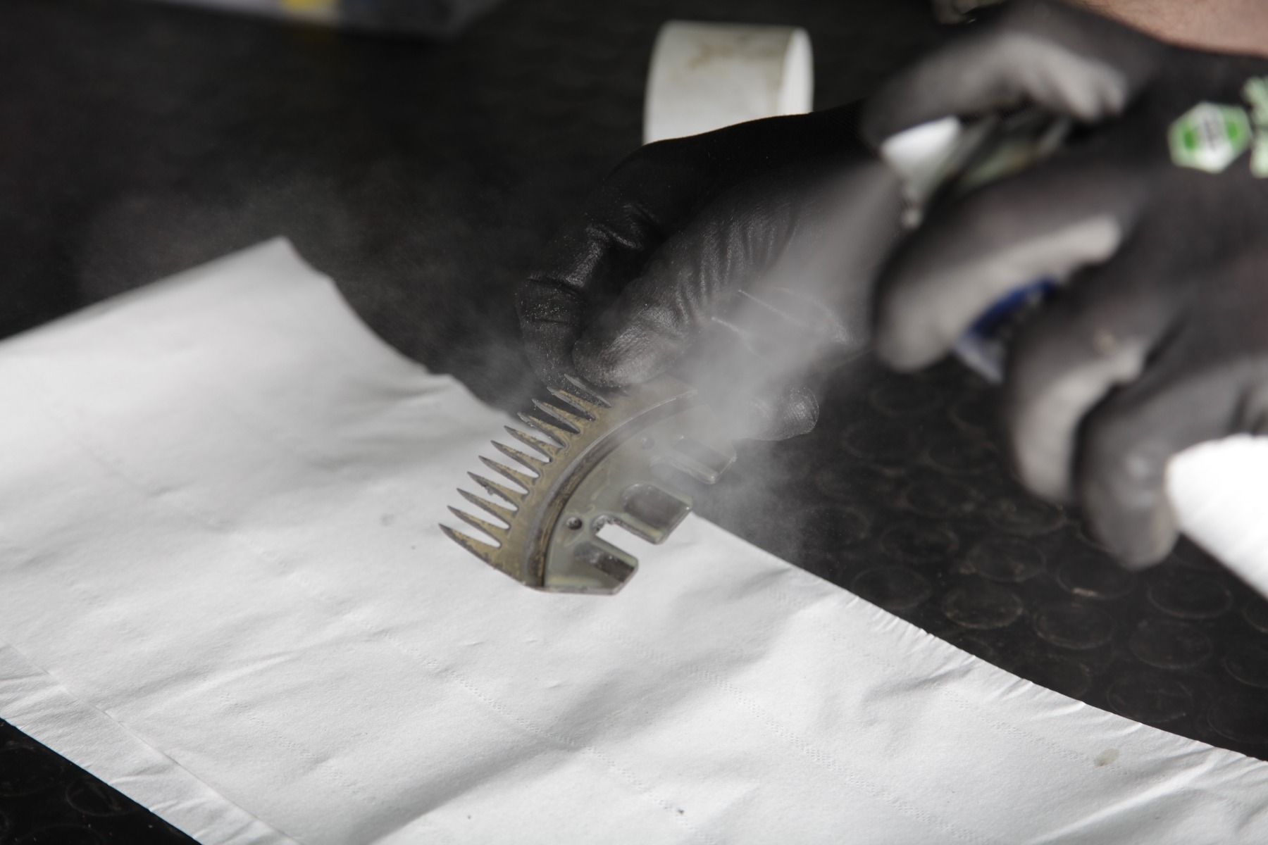 Affûtage de 4 jeux de peignes