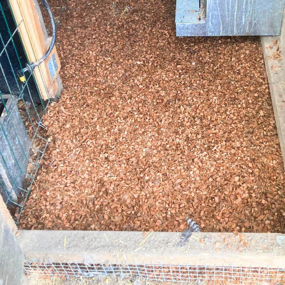 Litière chips de coco 100L 2 en 1 spécial basse-cour CHICK'A