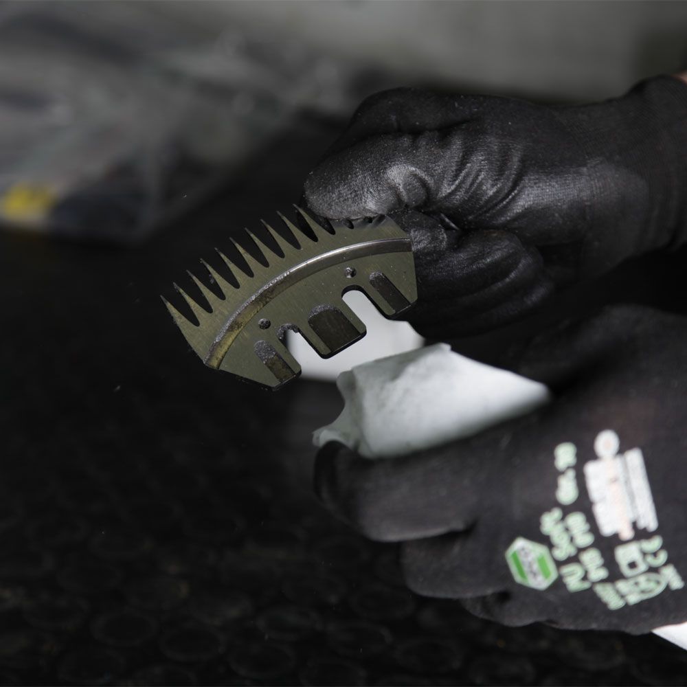 Affûtage d'1 jeu de peignes