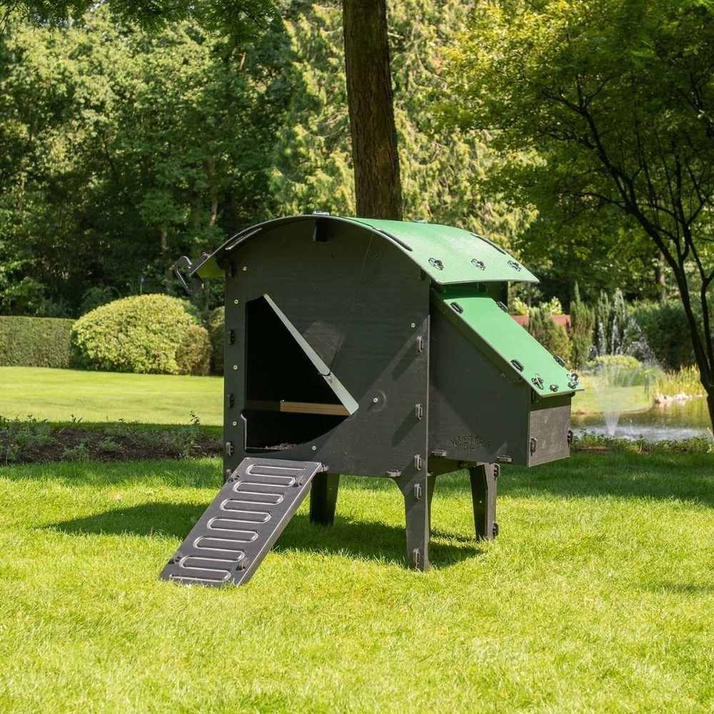 Poulailler recyclé avec pieds pour 3 à 5 poules petit modèle NESTERA