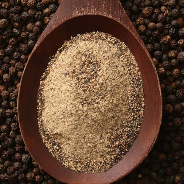  Poivre noir moulu 750 g UKAL