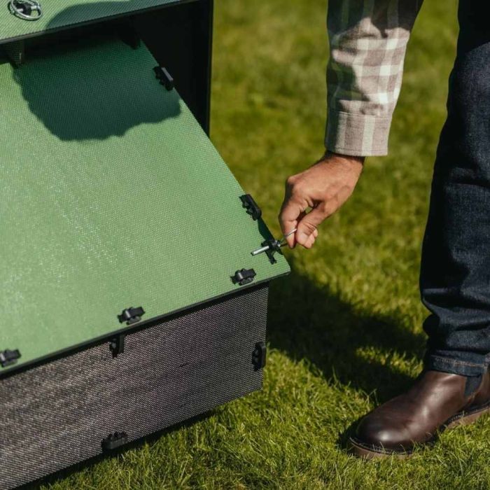 Poulailler recyclé au sol pour 8 à 15 poules modèle large NESTERA